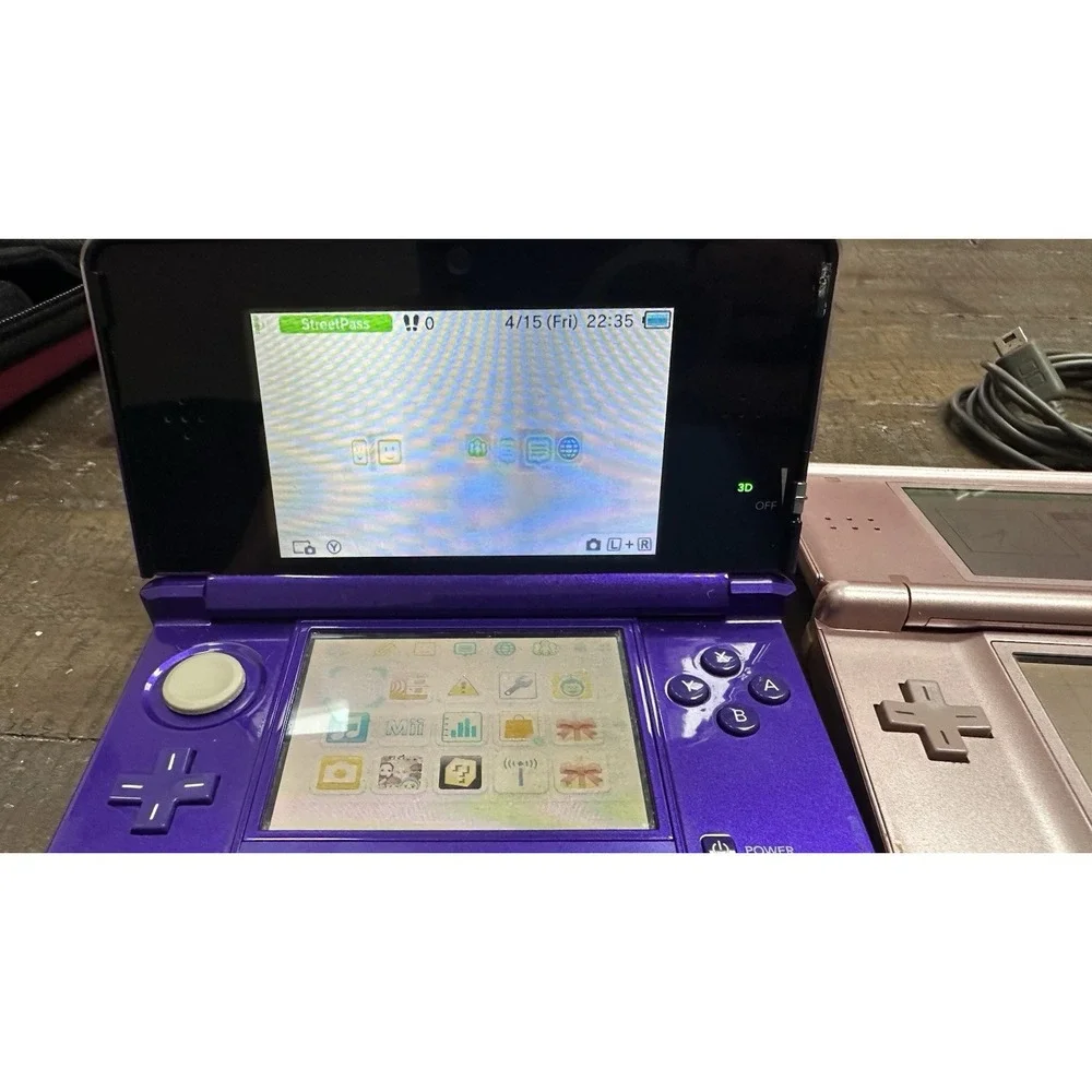 Nintendo 3DS Lot 3 Systems 23 Games Zelda Mario Kart DS 2DS Charger Case